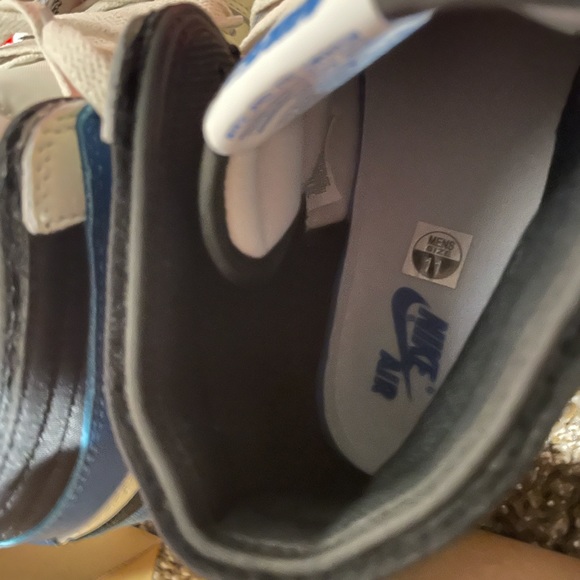 Jordan 1 fragment size 11 no box extra laces - Picture 6 of 10